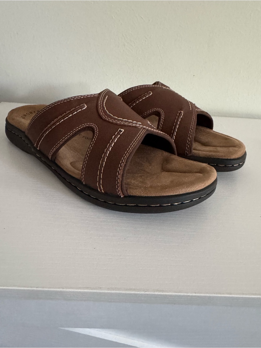 Dockers Men's Brown Slip-On Slide Sandals with Contrast Stitching